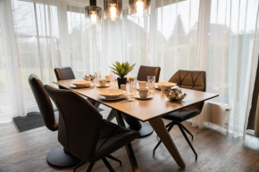 Aurora Schaar 6, 130qm, 3 Schlafzimmer, WiFi, Klettergerüst, Jump Sport